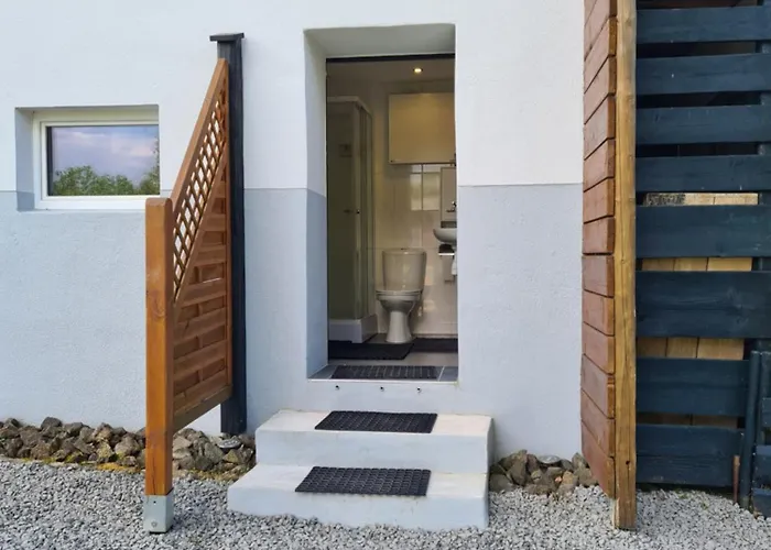 Guesthouse Wallenborn - Caravan Chalet